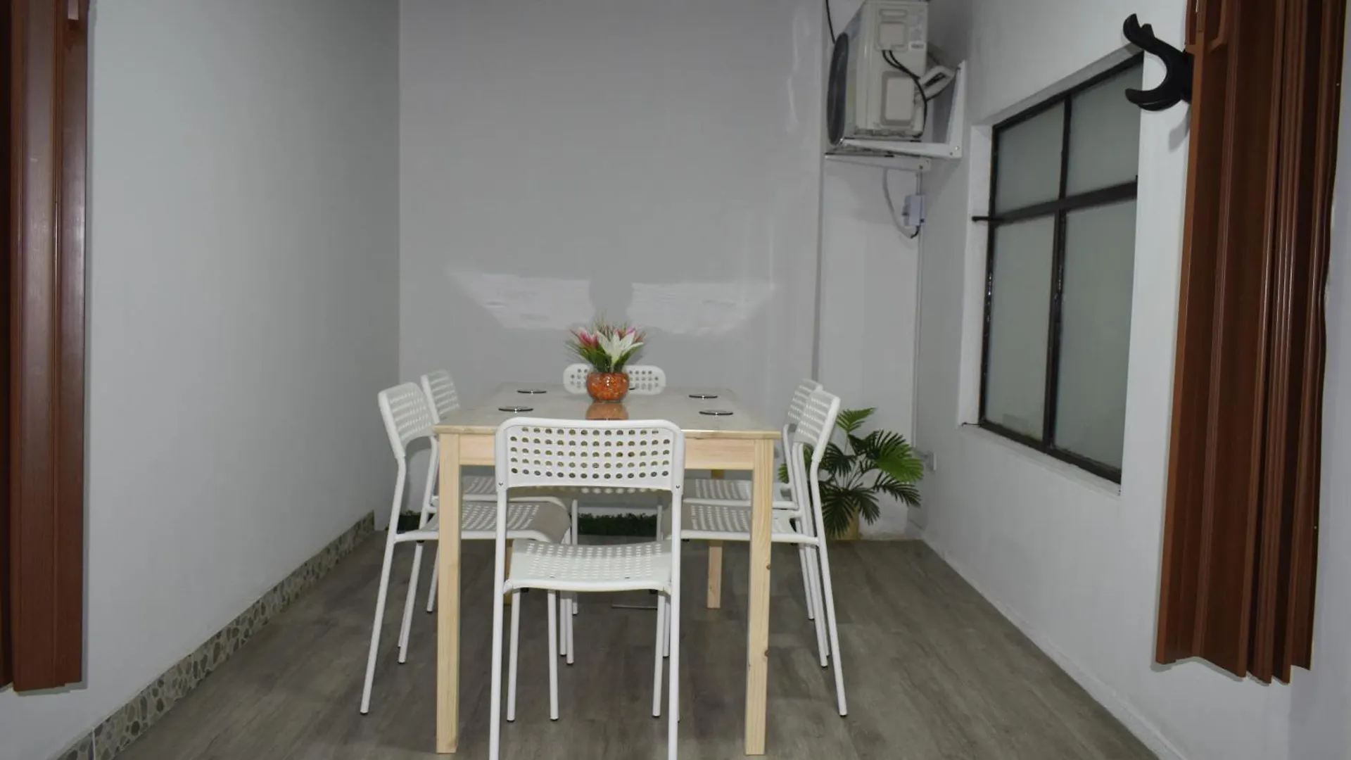 Amplio Alojamiento En La Mejor Zona De Cali 0*,  Colombia